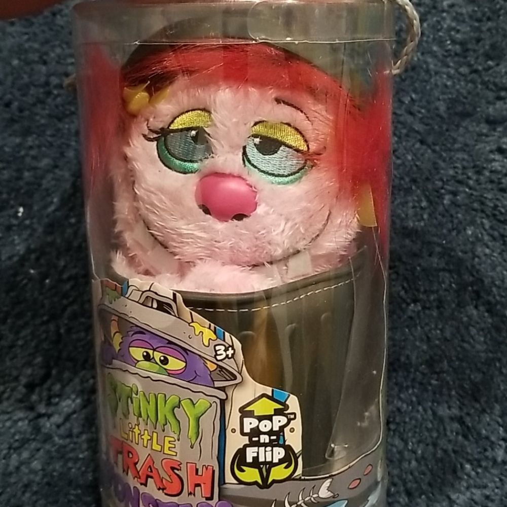 Nwt!Set of 6 Stinky little trash monsters. Rare! - Picture 6 of 10